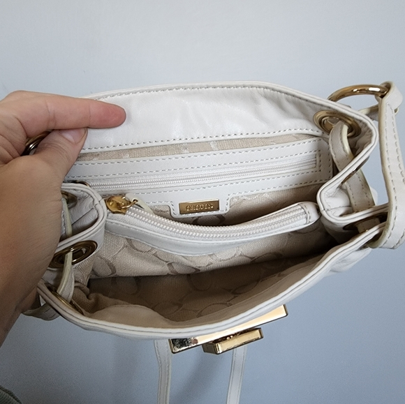 Oroton Cream Small Bag Long Strap Gold Leather Glomesh Couch Crossbody - Picture 9 of 10